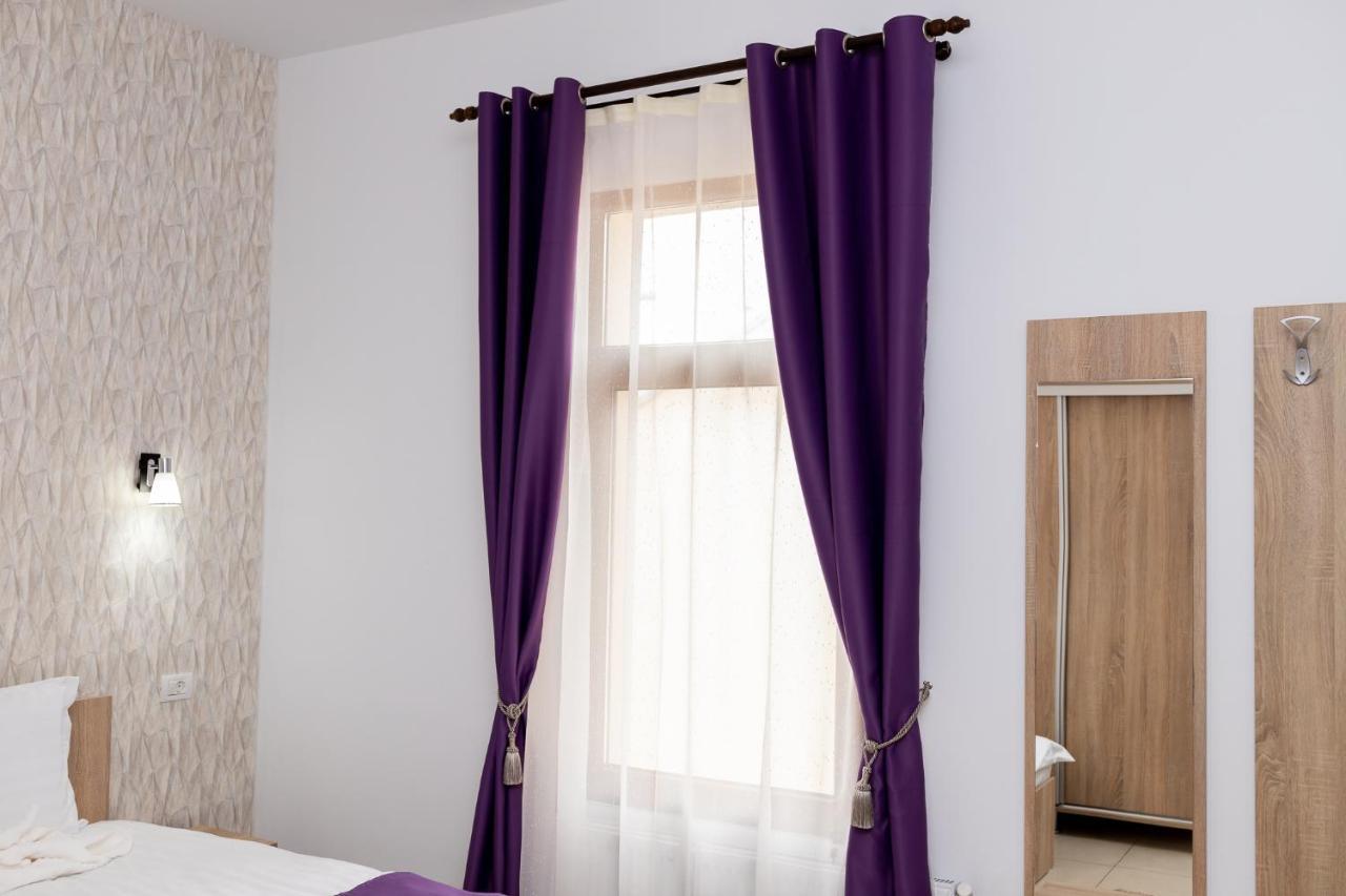 Marconi Guesthouse Хунедоара Екстериор снимка