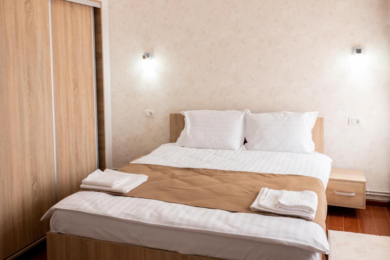 Marconi Guesthouse Хунедоара Екстериор снимка