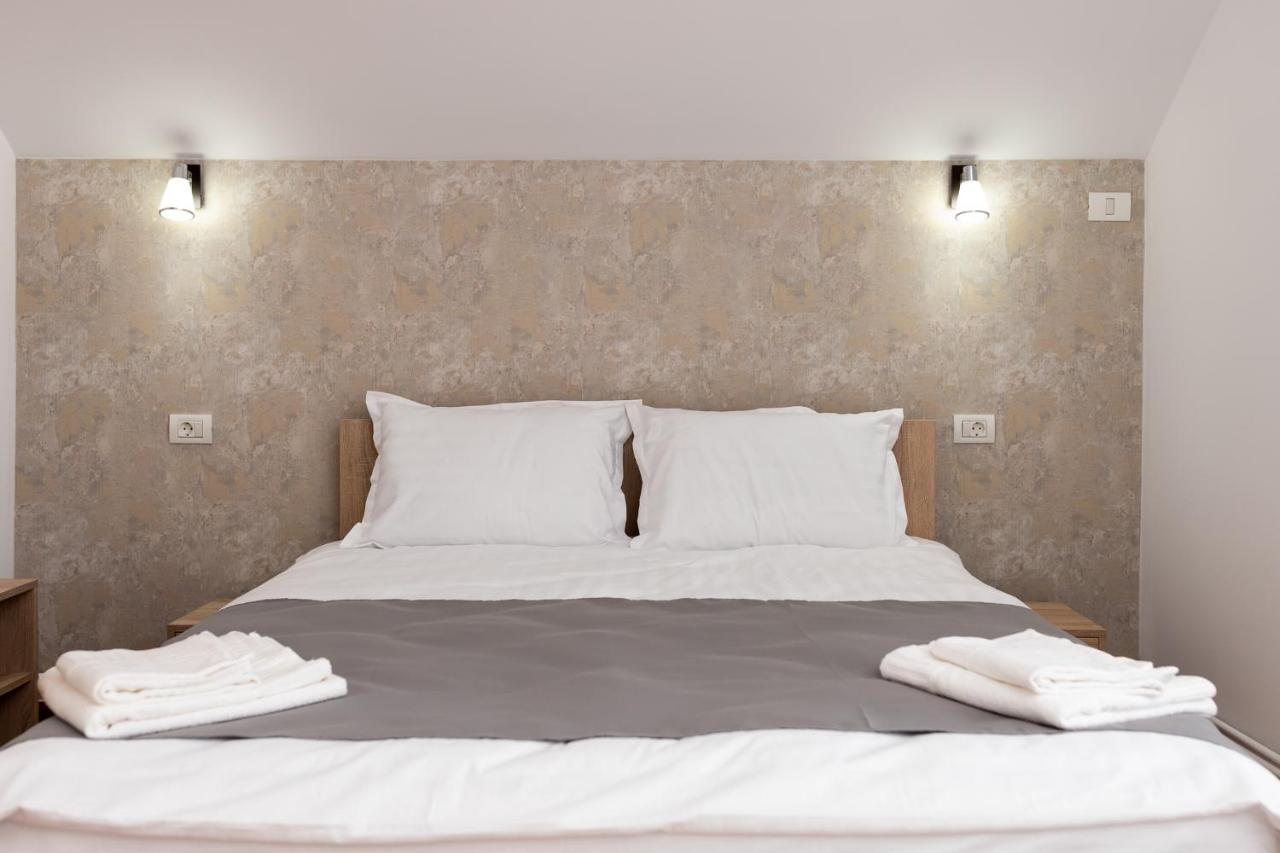 Marconi Guesthouse Хунедоара Екстериор снимка