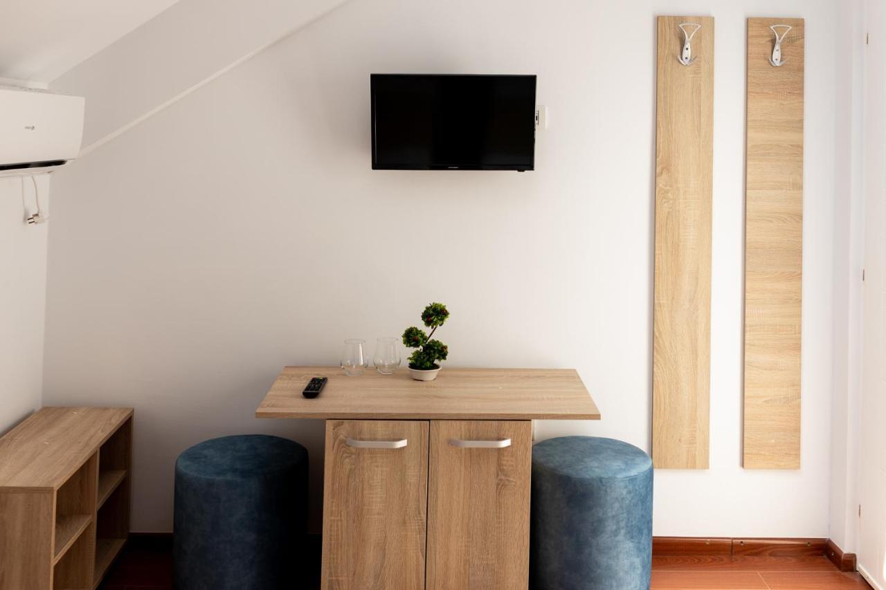 Marconi Guesthouse Хунедоара Екстериор снимка