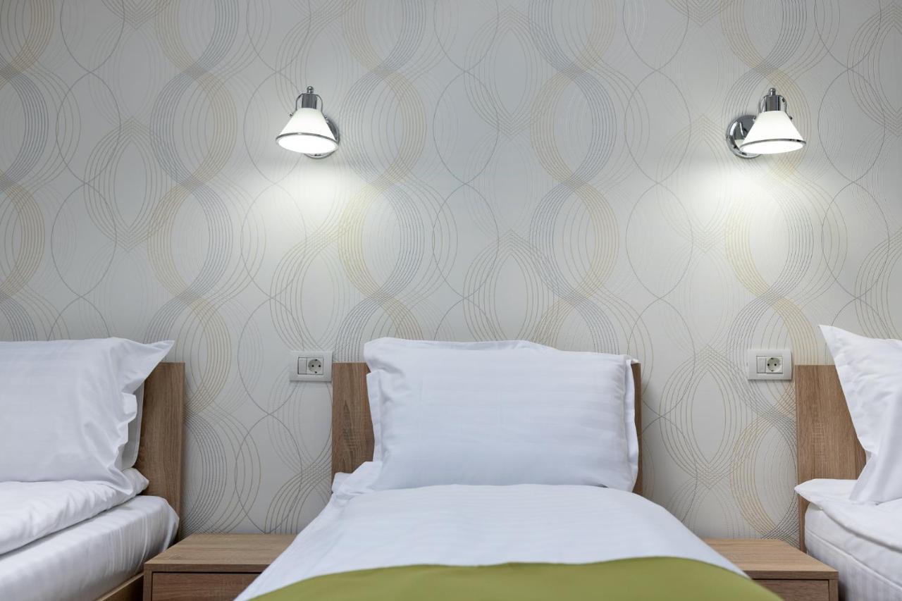 Marconi Guesthouse Хунедоара Екстериор снимка
