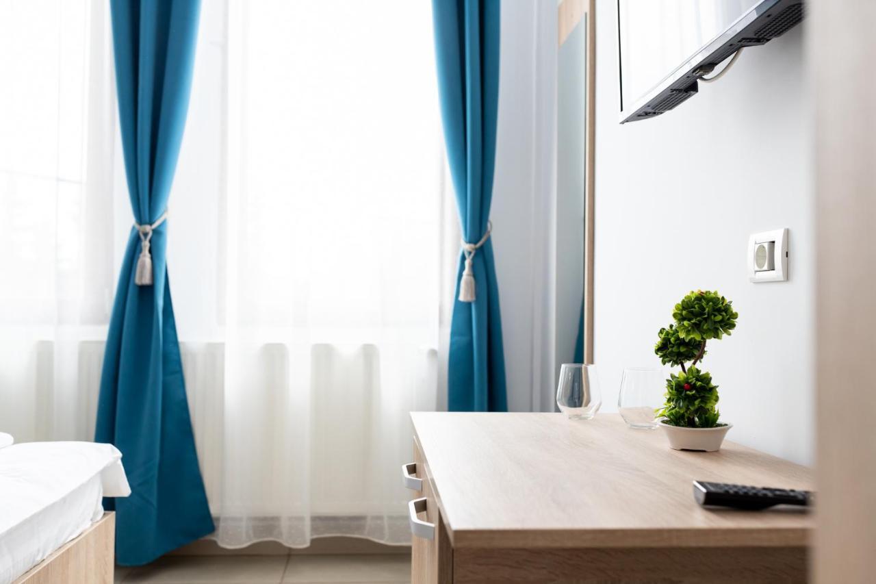 Marconi Guesthouse Хунедоара Екстериор снимка